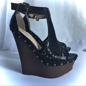 SOLD!!! Just Fab Wedges